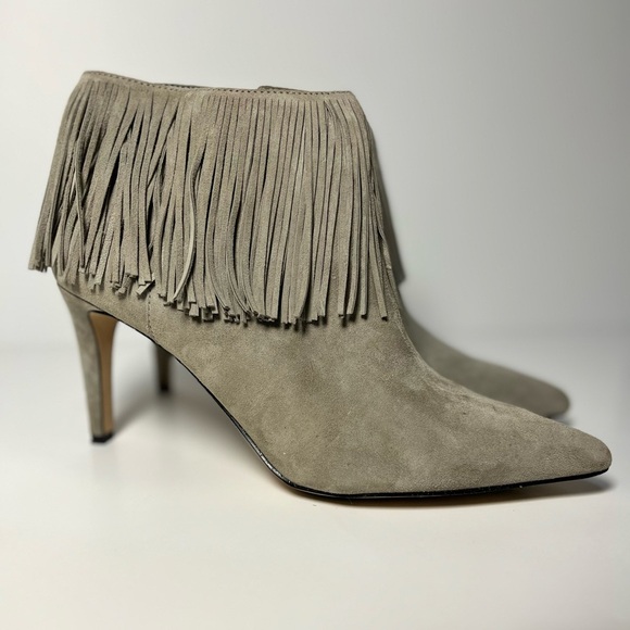 Sam Edelman Kandice Fringe Ankle Boots Dove Gray Suede Womans Size 8.5 Side Zip - Picture 1 of 13